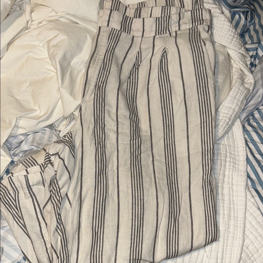 Striped White and Blue Cropped Pants